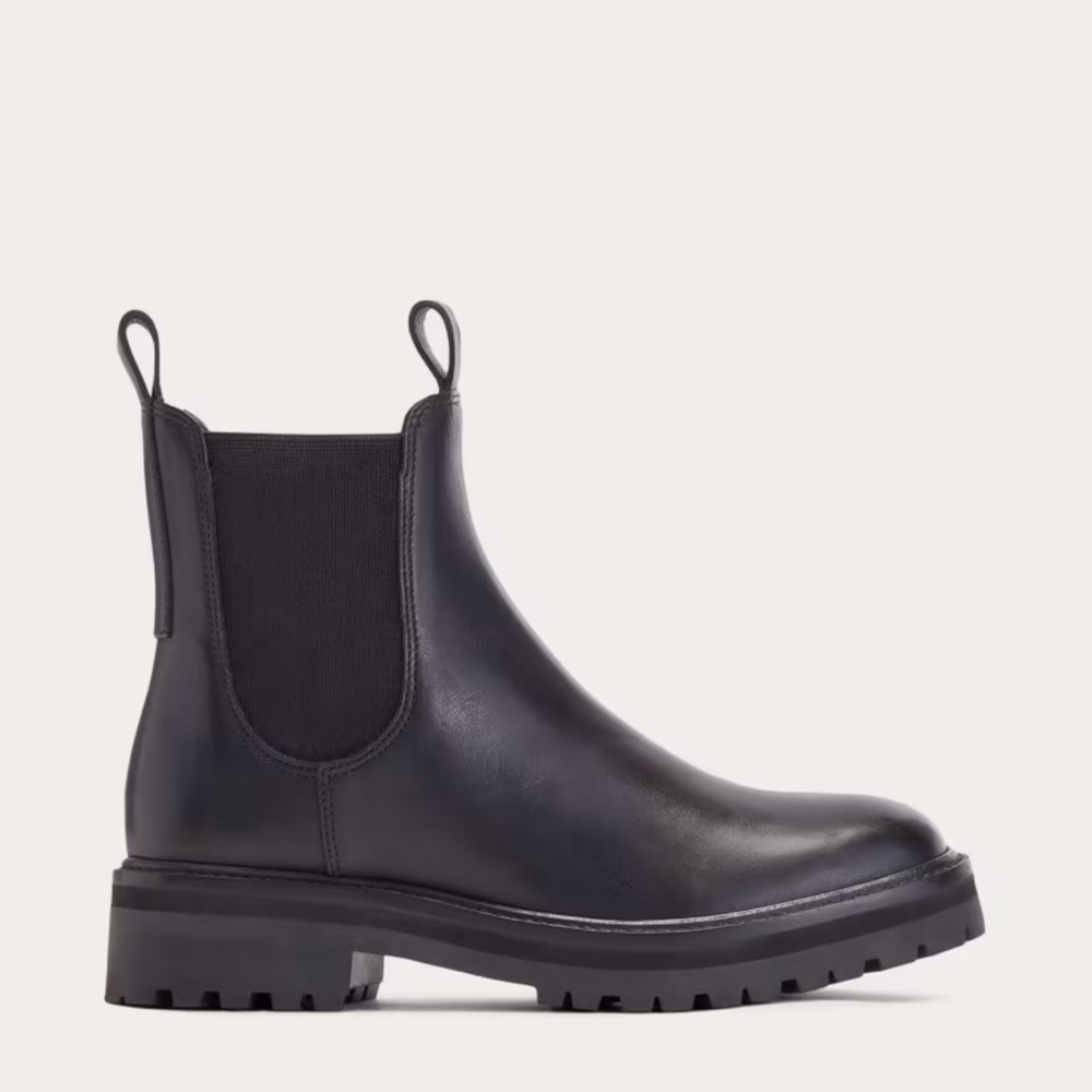 Everlane The Lug Chelsea Boot